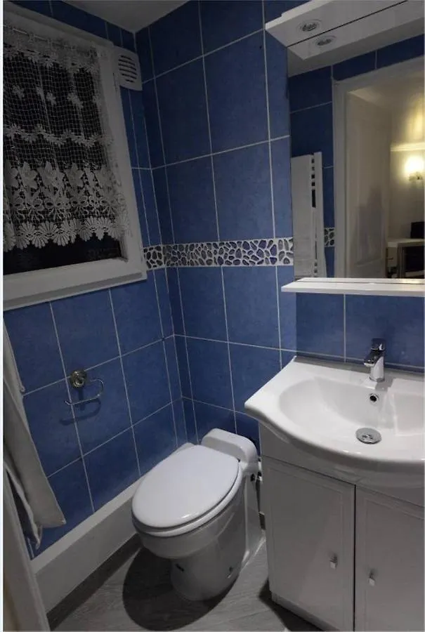 Beau Studio Meuble 2Min Du Moulin Rouge Paris 0*,  France